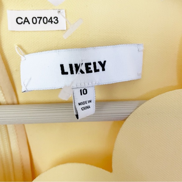 REVOLVE LIKELY Manhattan Body Con
Scalloped Short Sleeve Sheath Dress size 10 - Picture 12 of 16